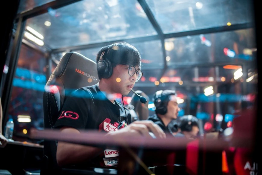 Maybe огласил новый состав LGD Gaming