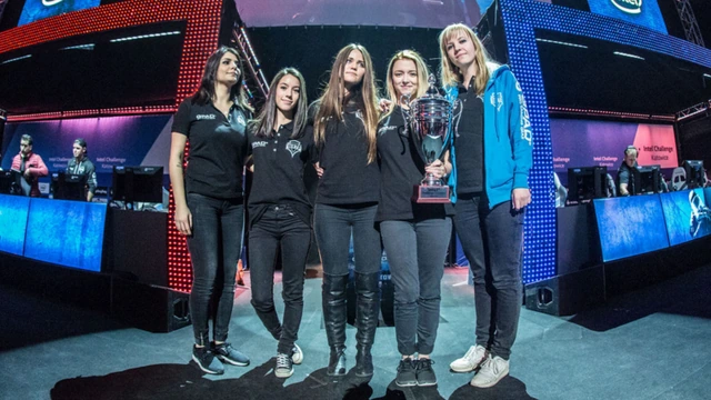Team Secret - сильнейший коллектив женского CS:GO