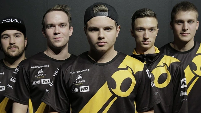 Уволенный состав Dignitas подписал контракт с футбольным клубом «Копенгаген»