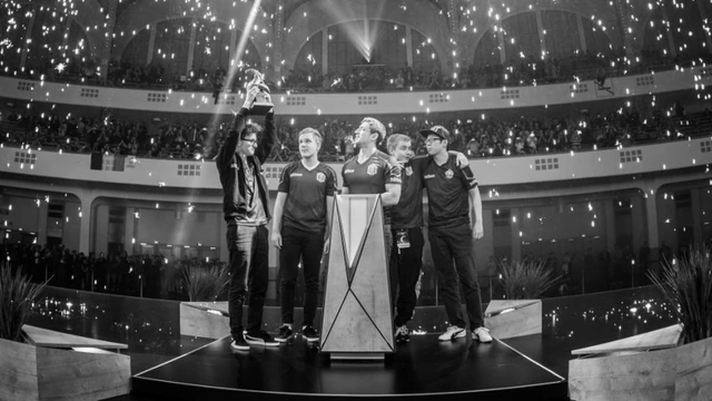 Победители первого Major - Team og