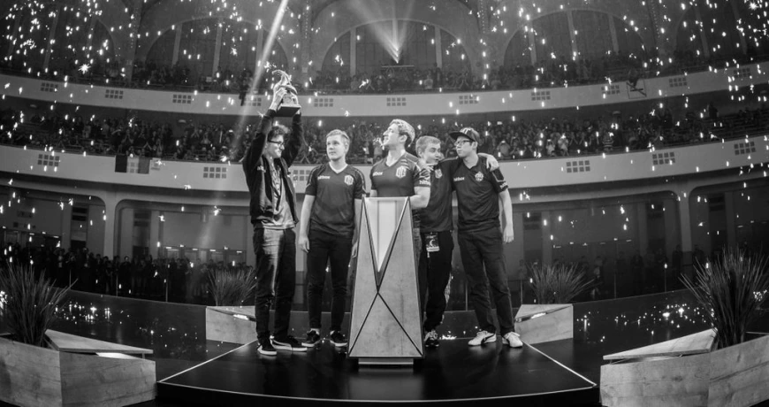 Победители первого Major - Team og