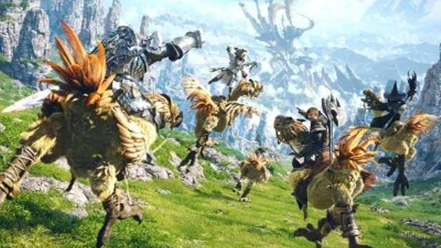 Геймер с редким генетическим заболеванием научился играть в MMO ногами