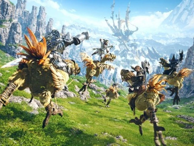 Геймер с редким генетическим заболеванием научился играть в MMO ногами