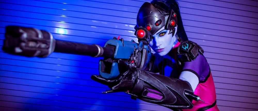 Blizzard выпустила коллекционную фигурку Вдовы из Overwatch