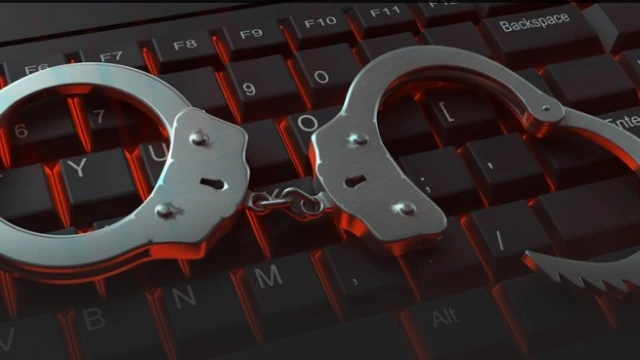 В Китае арестовали автора читов для CS:GO