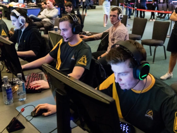 GODSENT выиграли Qi Invitational