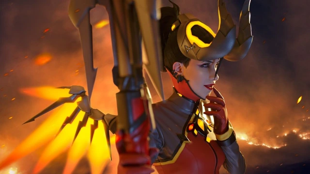 Дьяволица Ангел в огненном косплее по Overwatch