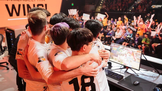 Philadelphia Fusion и London Spitfire прошли в финал Overwatch League