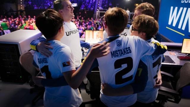 Overwatch League осталась без русских
