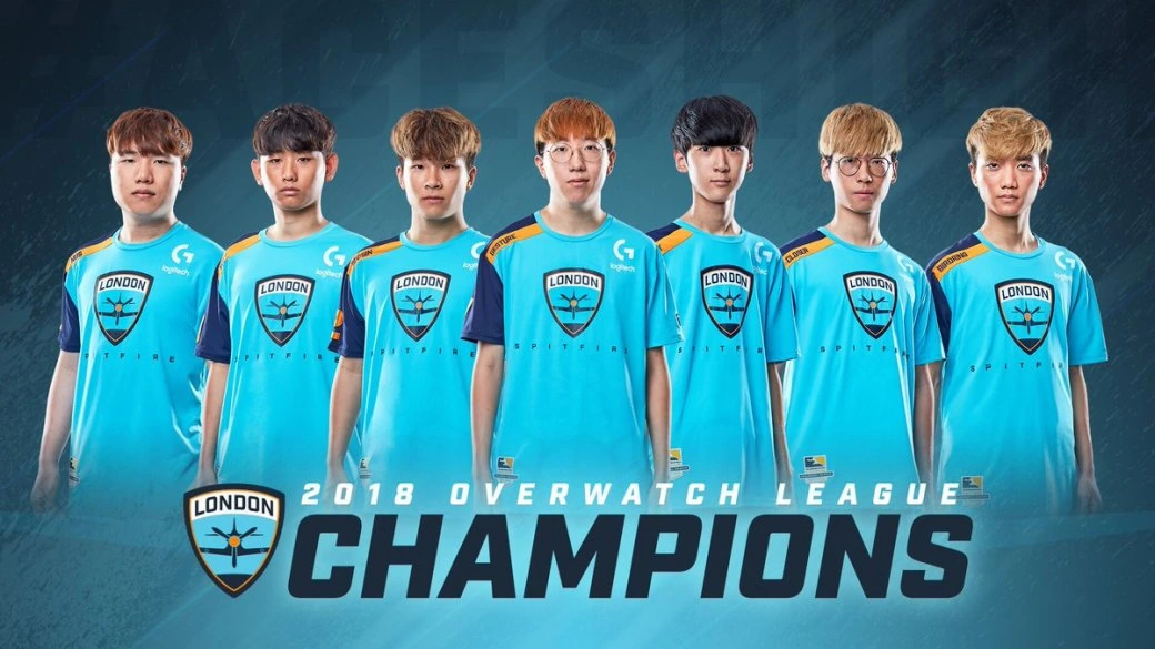Победители первого сезона Overwatch League получили чемпионский пояс по реслингу WWE