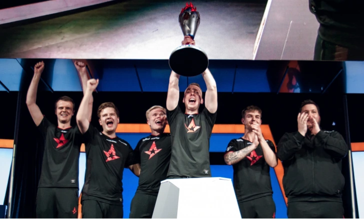  Astralis – чемпионы ECS S6 Finals