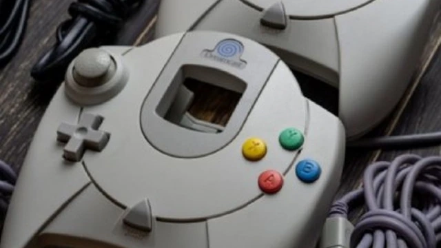 Легендарная консоль SEGA отмечает 20-летний юбилей