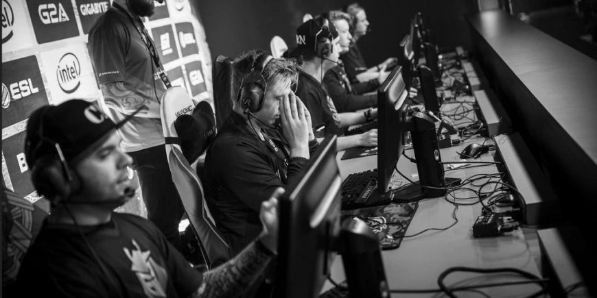 CS:Go - FaZe заплатили $700 000 за покупку бывших игроков G2