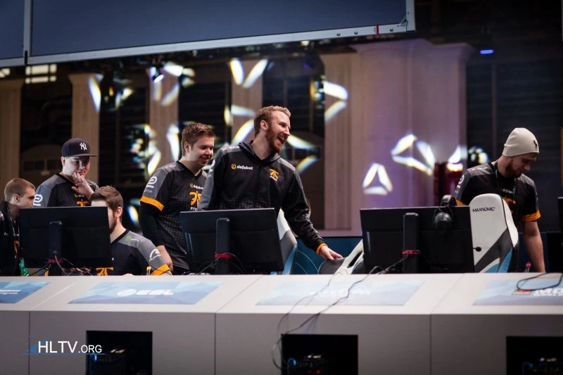 CS:Go - fnatic победили в финале ESL Barcelona CS:GO Invitational