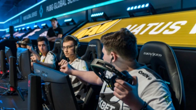 NAVI выиграли PSL Season 6