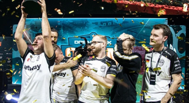 BIG победили Vitality в гранд-финале cs_summit 6 для Европы