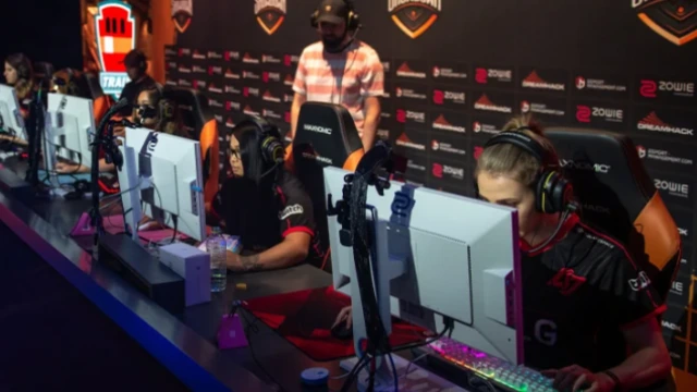 CLG Red стали победителем DreamHack Showdown Summer 2020 для Северной Америки
