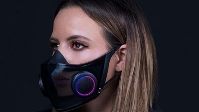 Razer представила умную маску с подсветкой