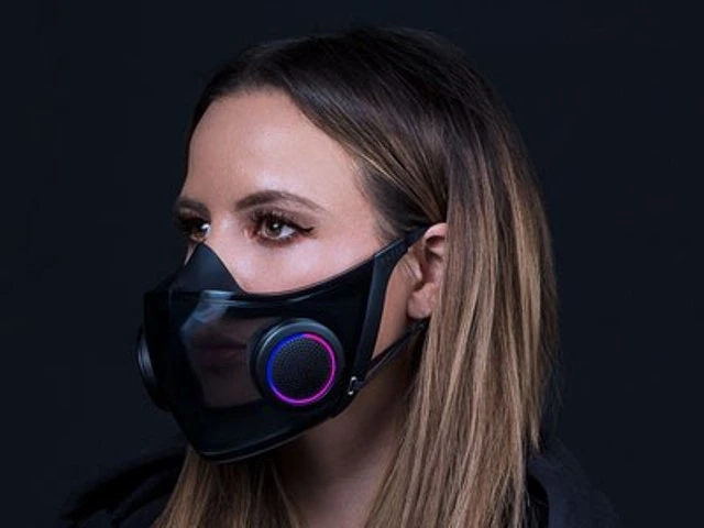 Razer представила умную маску с подсветкой