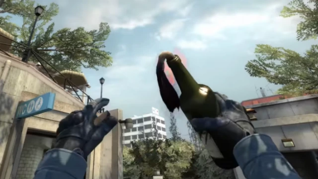 В CS:GO обнаружили способ бросать "коктейль Молотова" без взрыва в воздухе